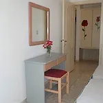 Manine Lambi (Kos)