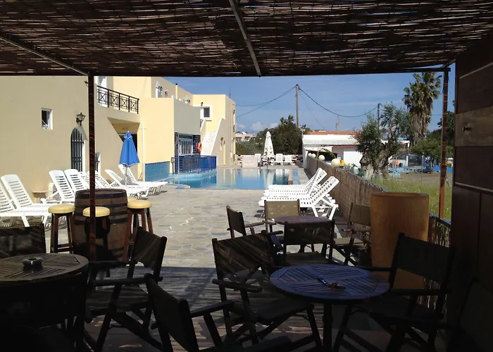 Manine Hotell Lambi (Kos)